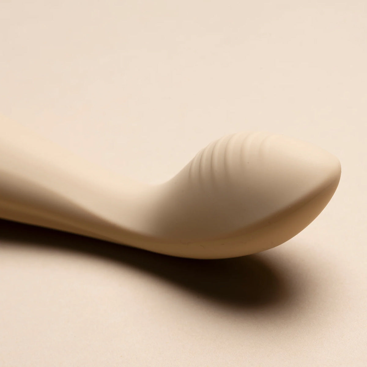Closeup of head of Rora G-Spot Vibrator