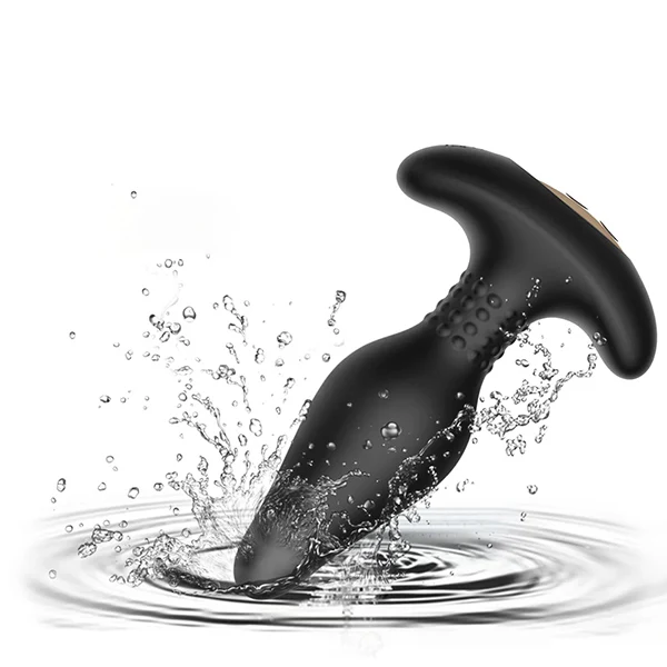 Onyx against a splash of water
