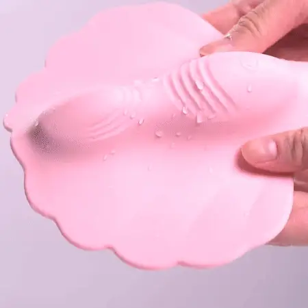 GIF demonstration of hands moving the vibrator