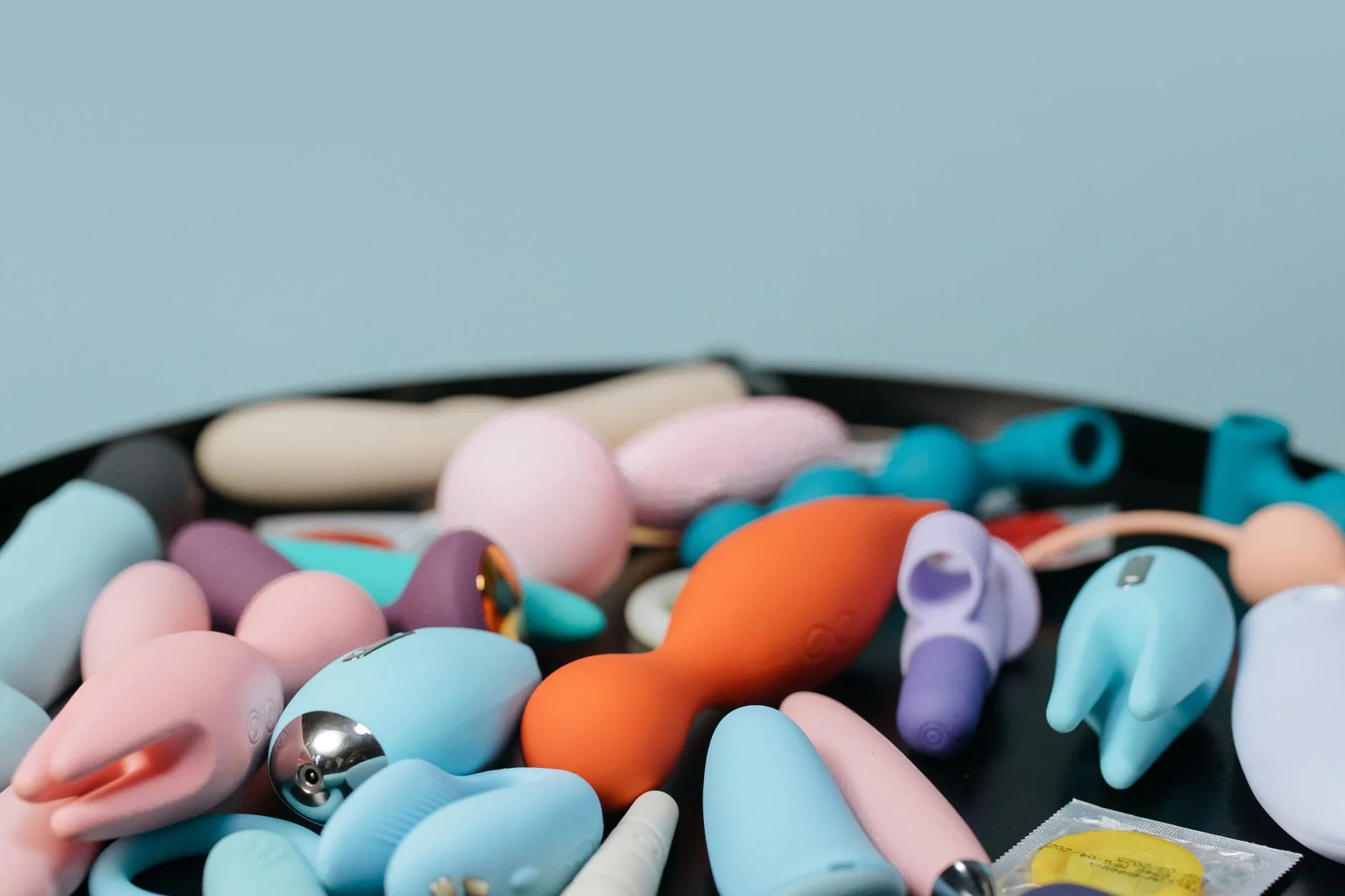 Why Couples Are Turning to Sex Toys (And Why It Makes Total Sense) — couples sex toys