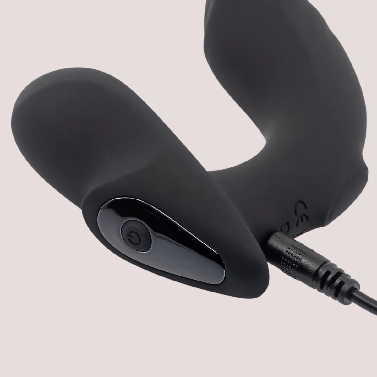 Close up of the power button beneath the Ralf vibe